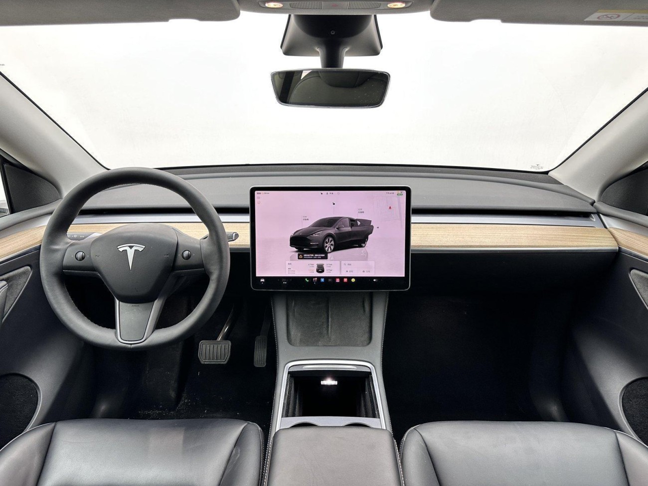 Tesla Model Y 2023