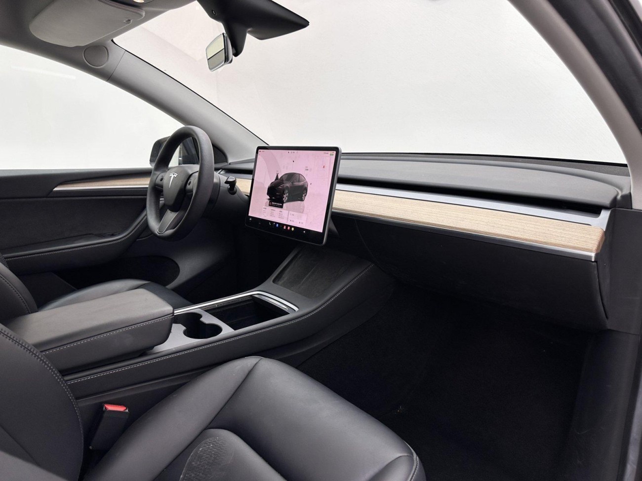 Tesla Model Y 2023