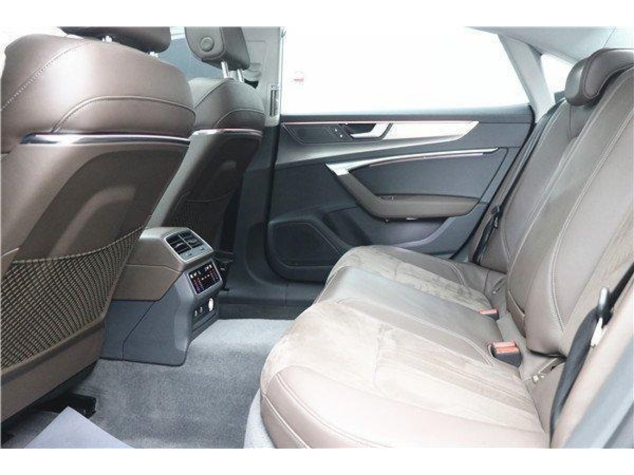 Audi A7L 45 TFSI 2023