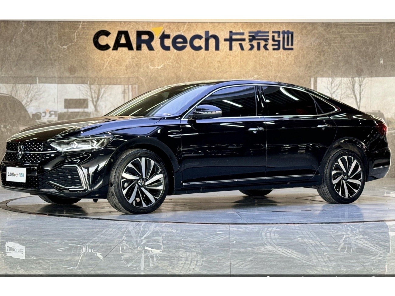 Volkswagen Passat 2024