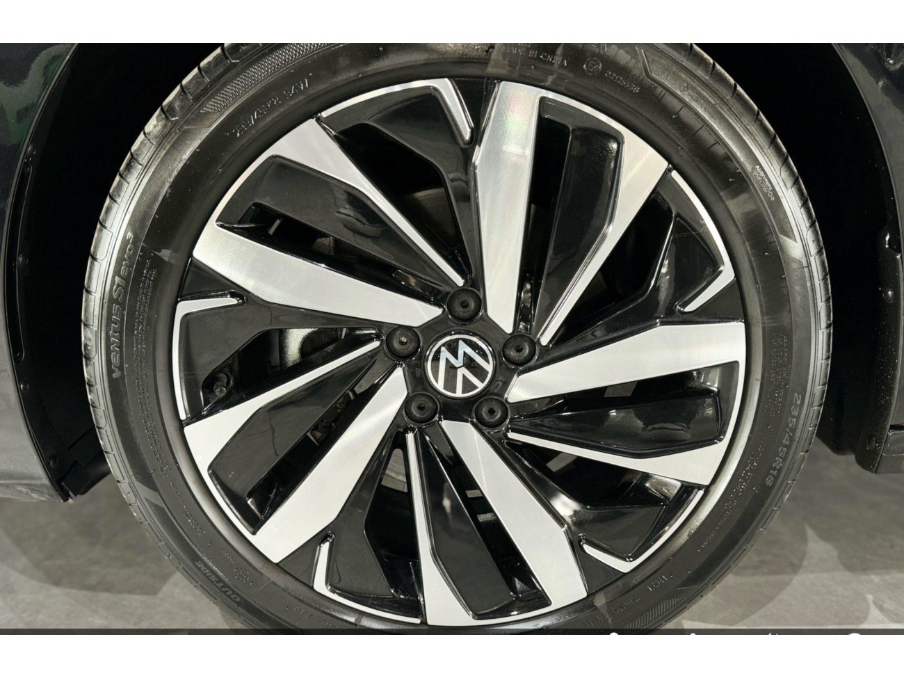 Volkswagen Passat 2024