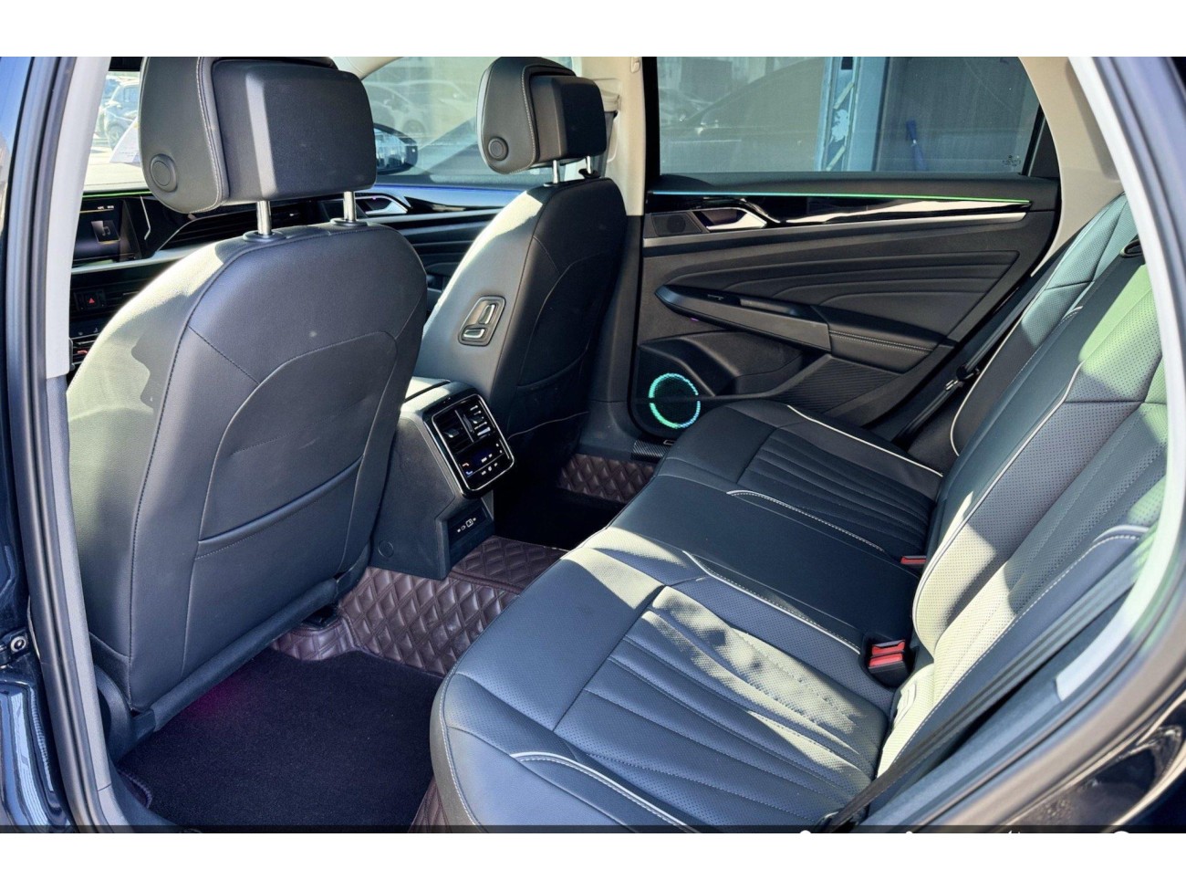 Volkswagen Passat 2024