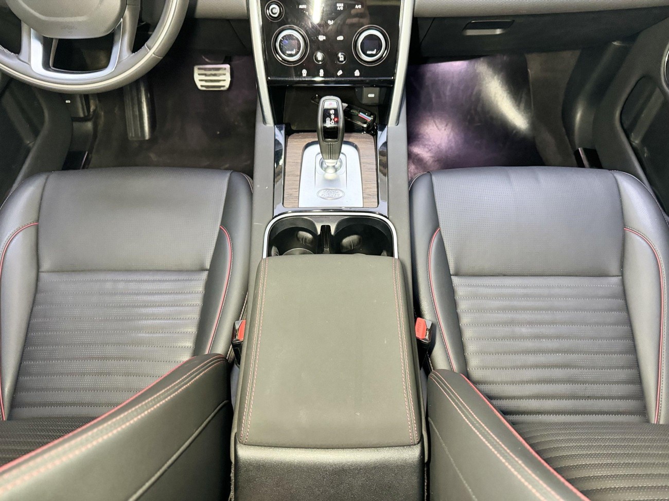 Land Rover Discovery Sport 2021