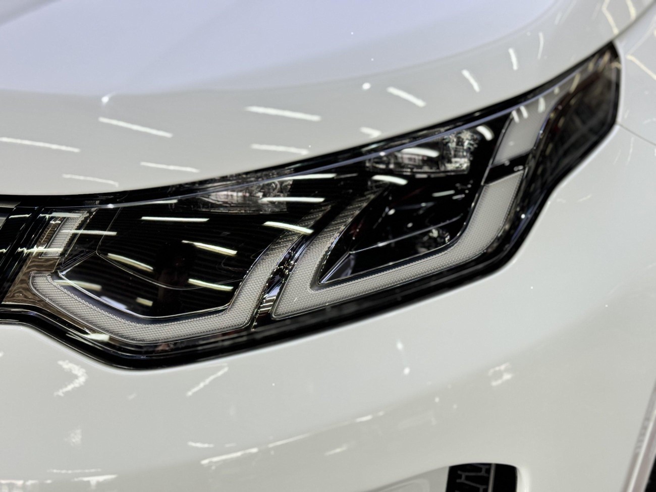 Land Rover Discovery Sport 2021