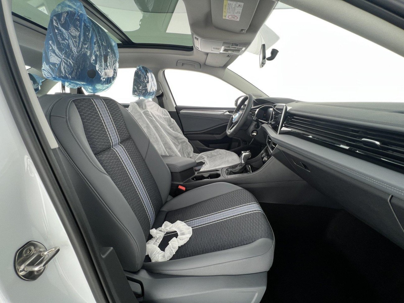 Volkswagen Sagitar 2025