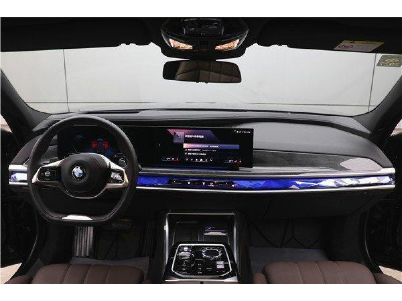 BMW 740Li 2025