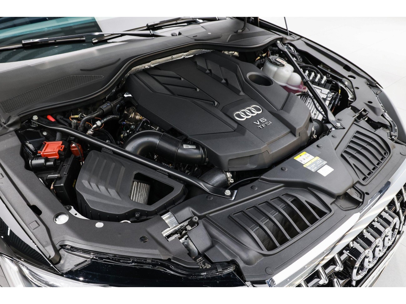 Audi A8L 50 TFSI 2024