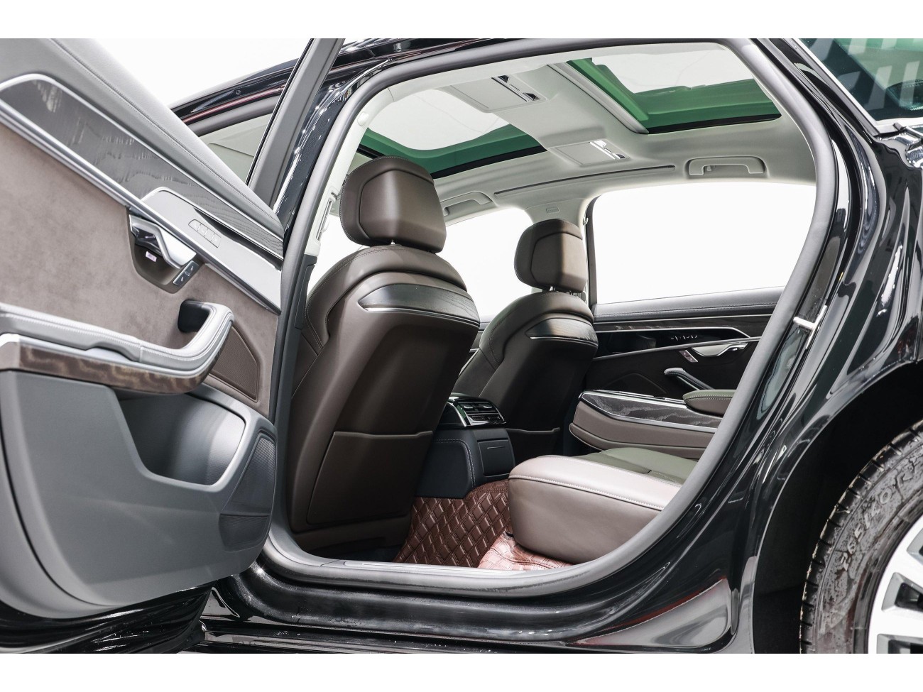 Audi A8L 50 TFSI 2024