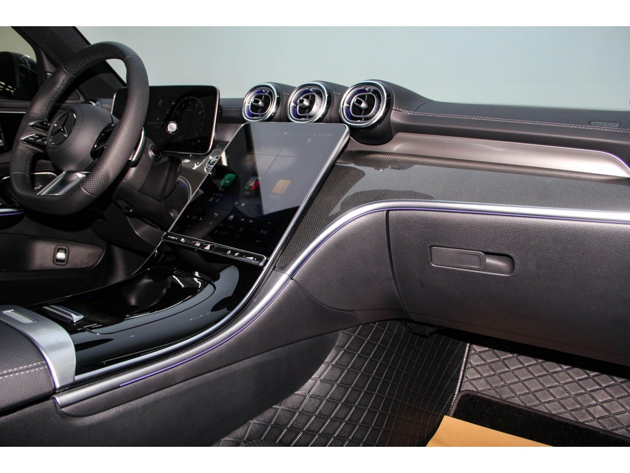 Mercedes-Benz C 260 L 2025