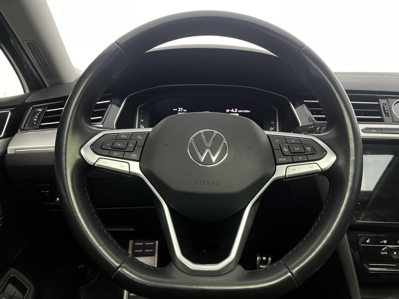 Volkswagen Magotan 2024