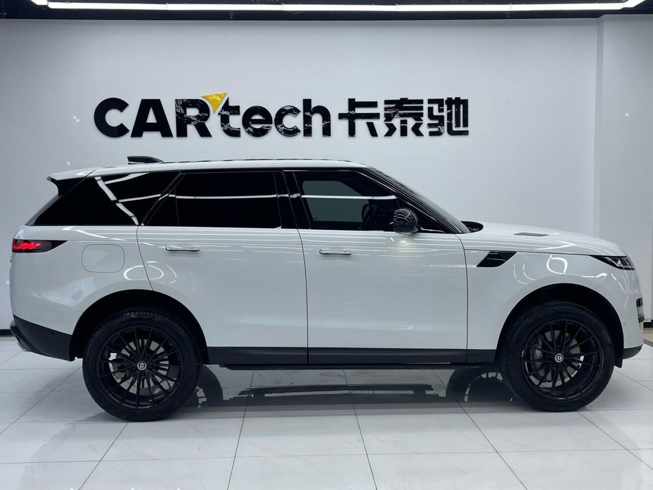 Land Rover Range Rover Sport 2024