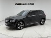 Mercedes-Benz GLB 2023