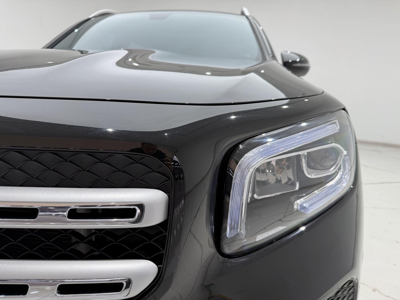 Mercedes-Benz GLB 2023