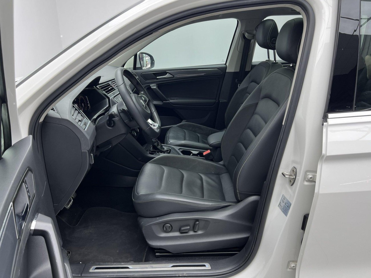 Volkswagen Tiguan L 2021