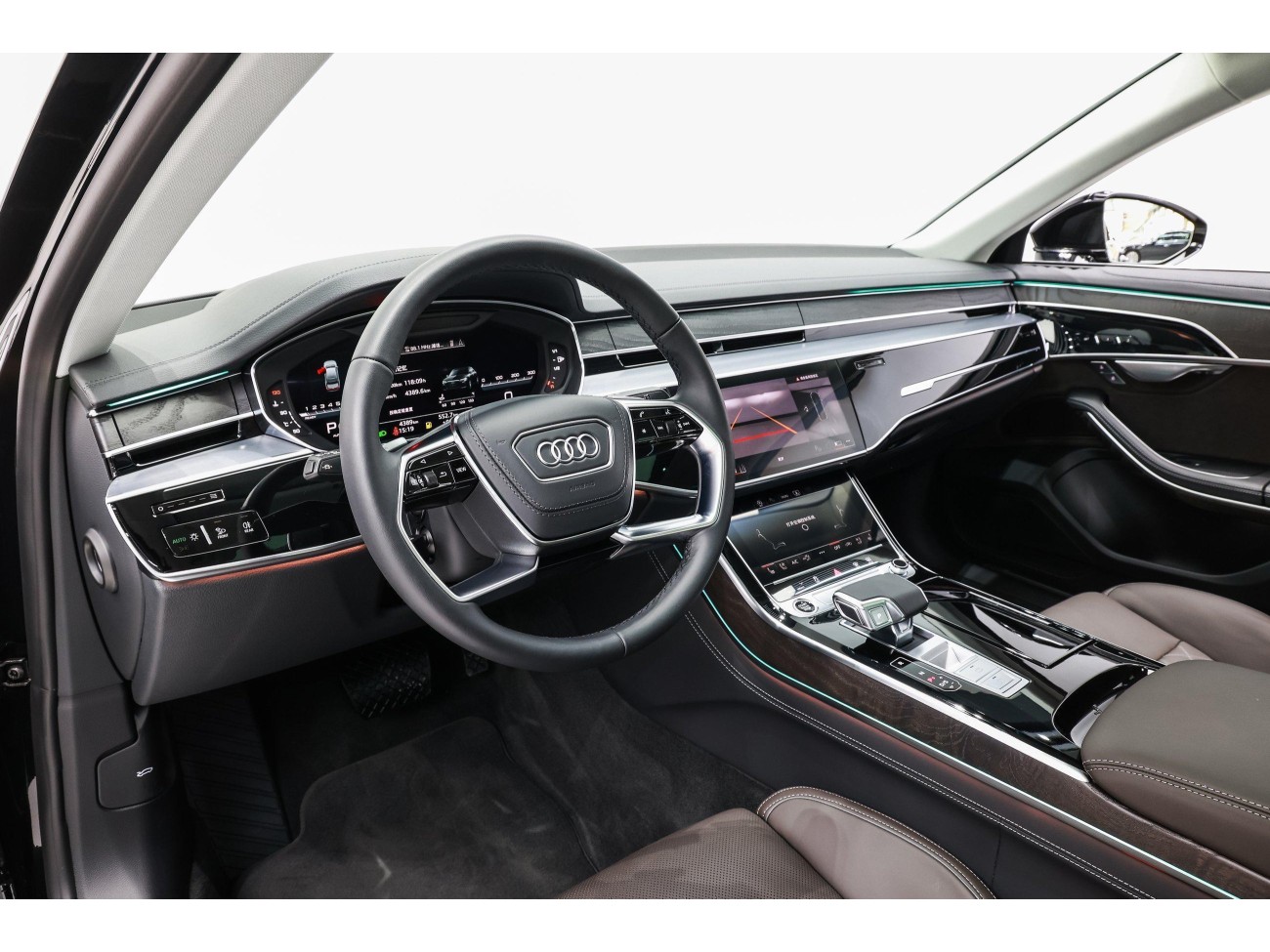 Audi A8L 50 TFSI 2024