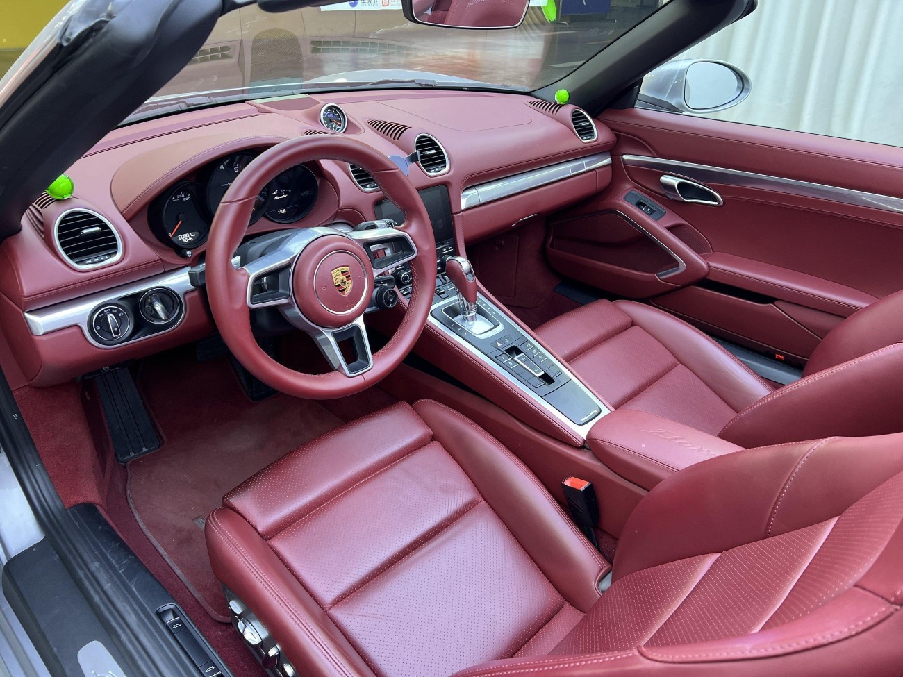 Porsche Boxster 2021