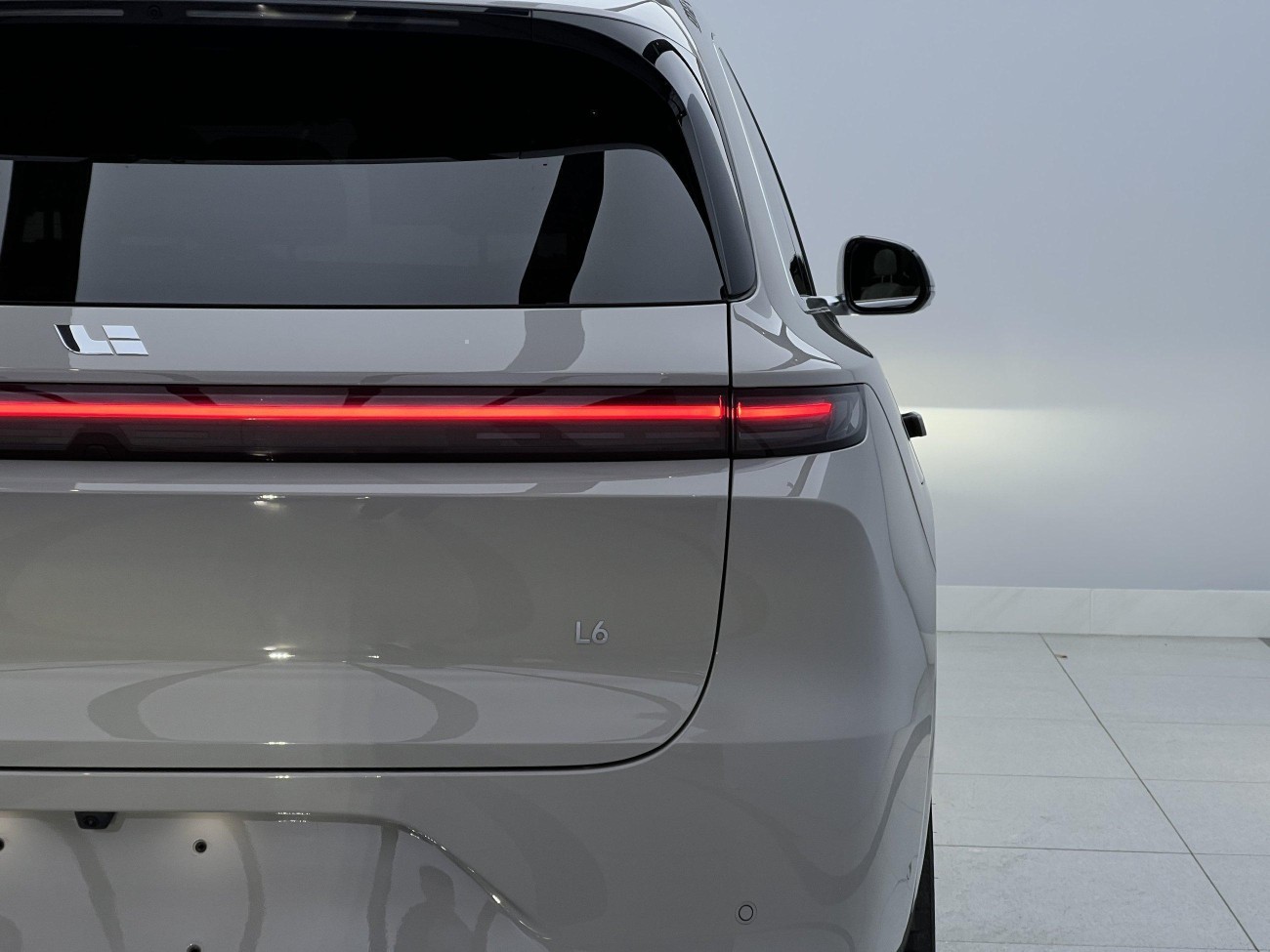 Li Auto L6 2025