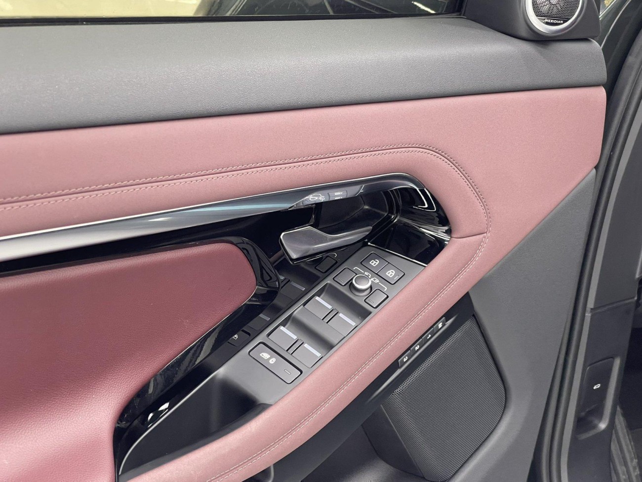 Land Rover Range Rover 2024