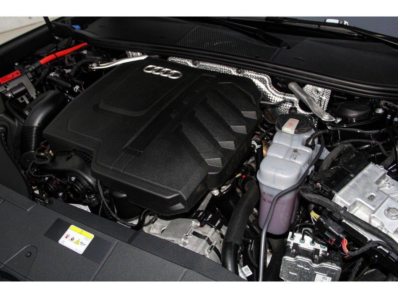 Audi A6L 45 TFSI 2025