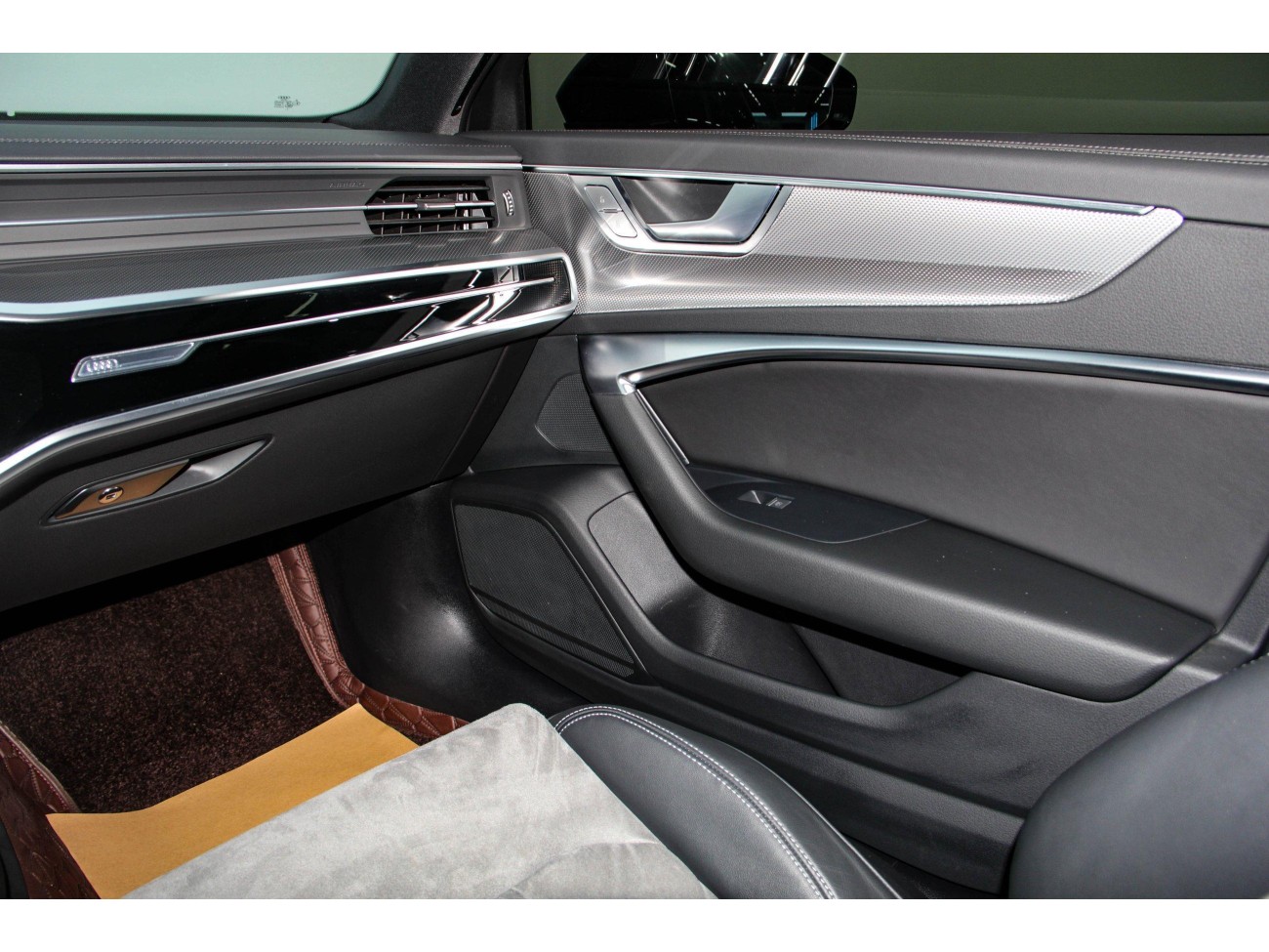 Audi A6L 45 TFSI 2025