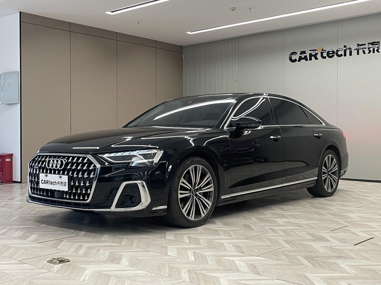 Audi A8L 45 TFSI 2023