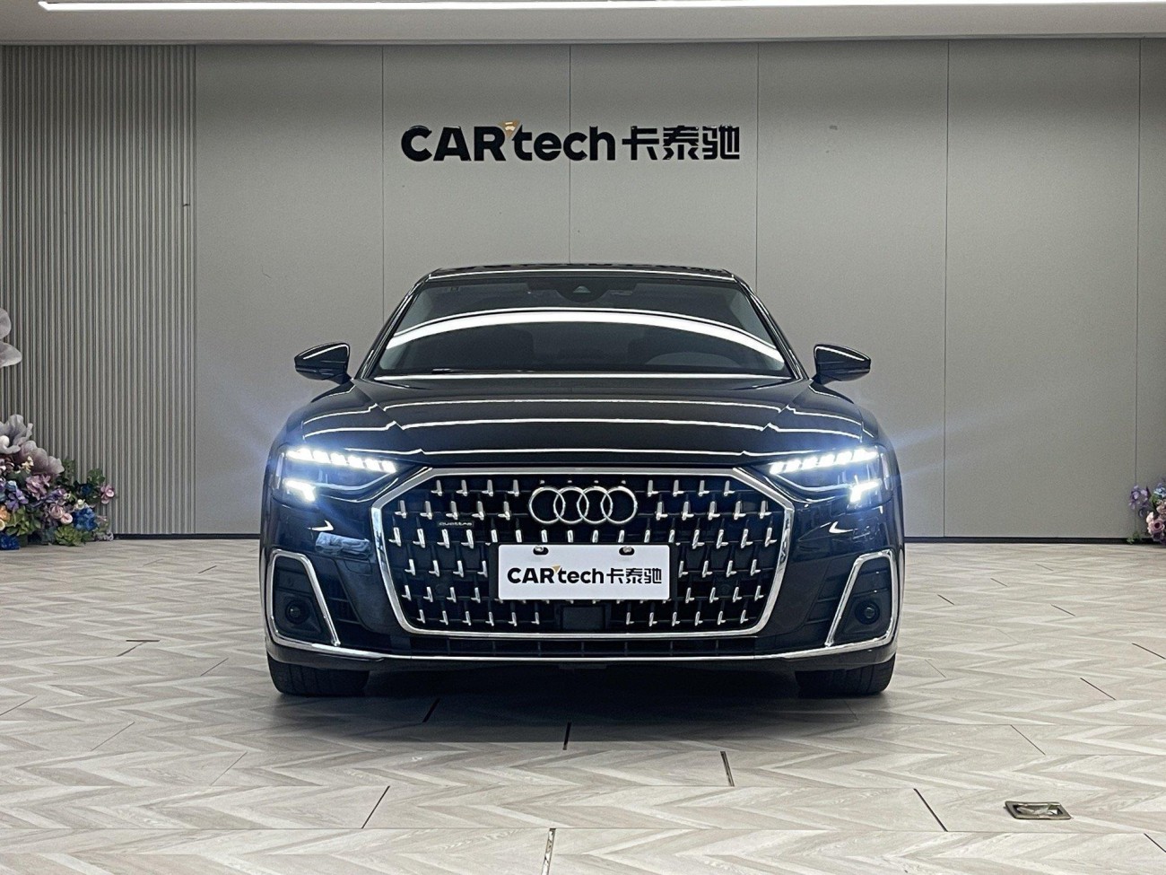 Audi A8L 45 TFSI 2023