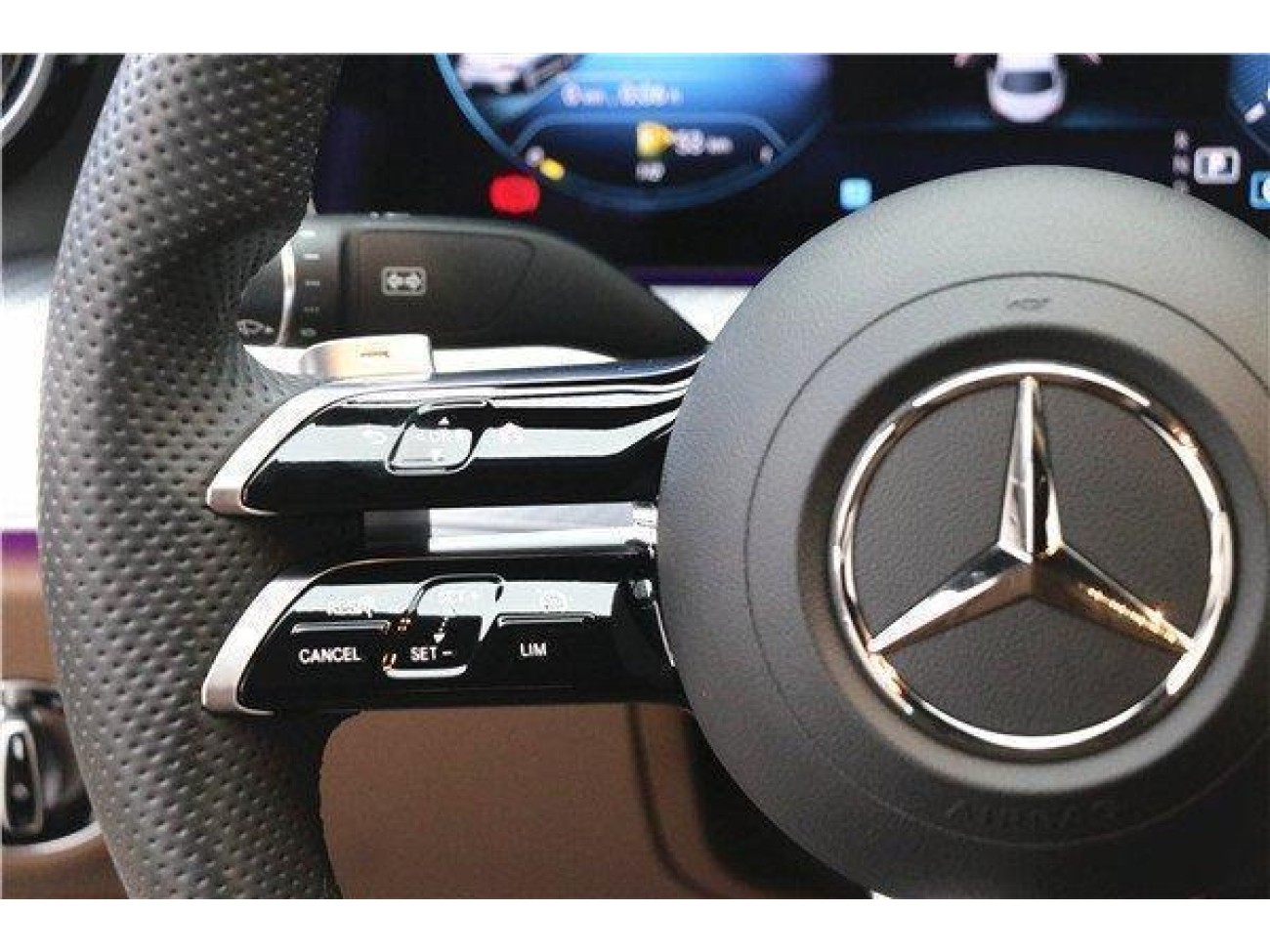 Mercedes-Benz E 300 L 2022