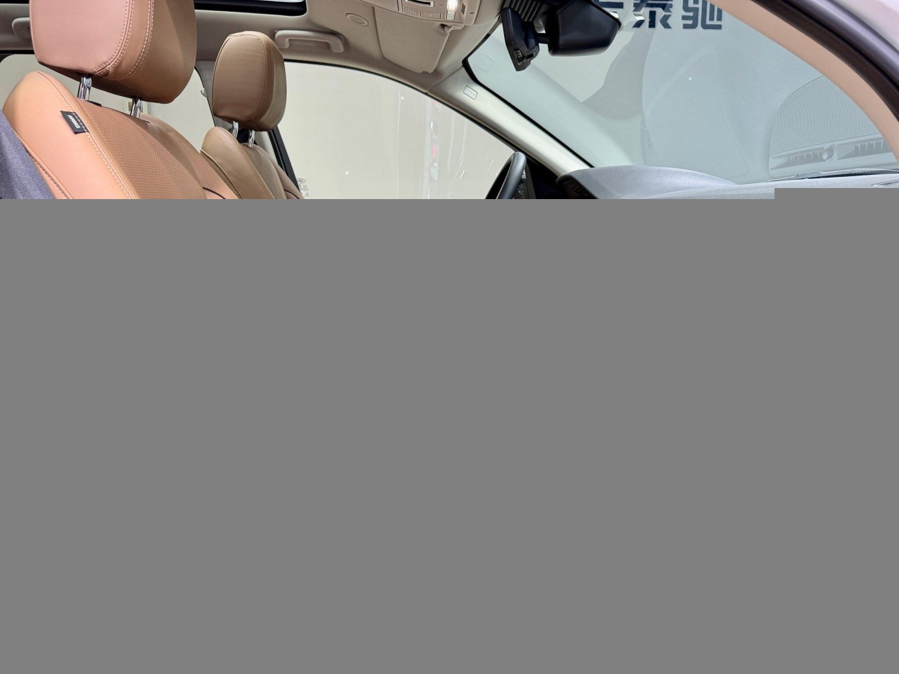 Land Rover Discovery Sport 2024