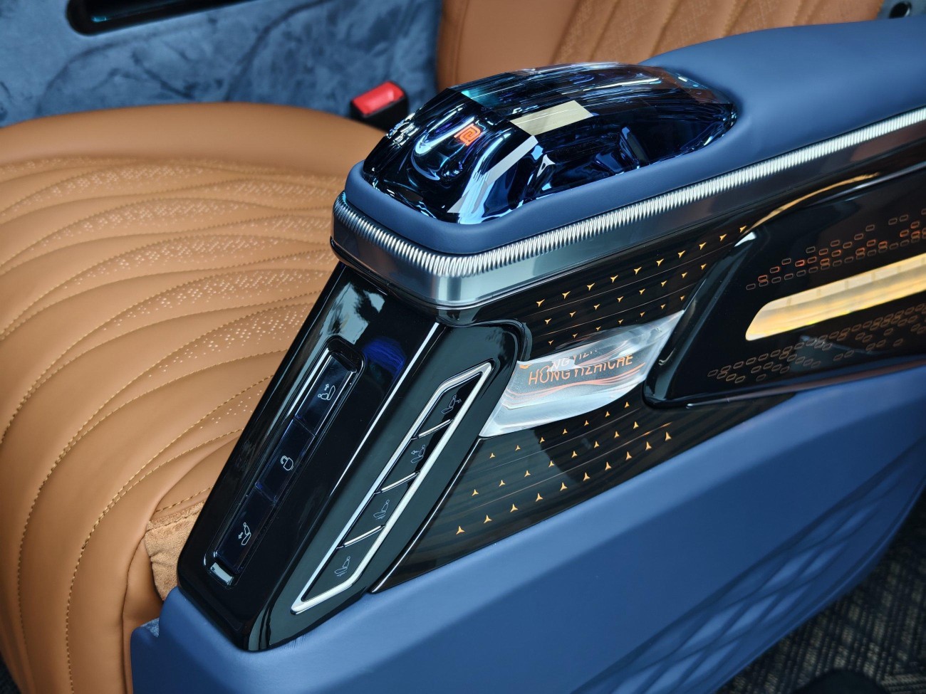 Mercedes-Benz 2024 2025