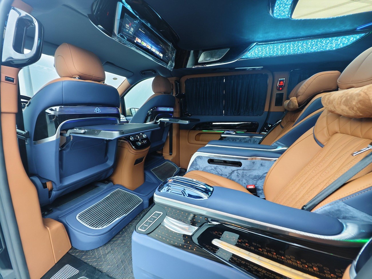 Mercedes-Benz 2024 2025