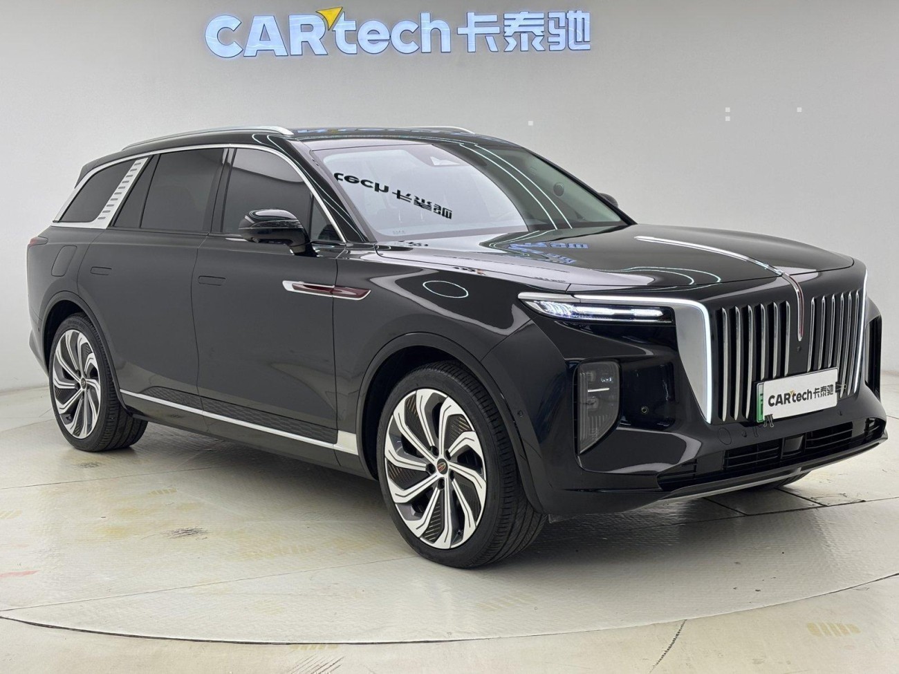 Hongqi E-HS9 2023
