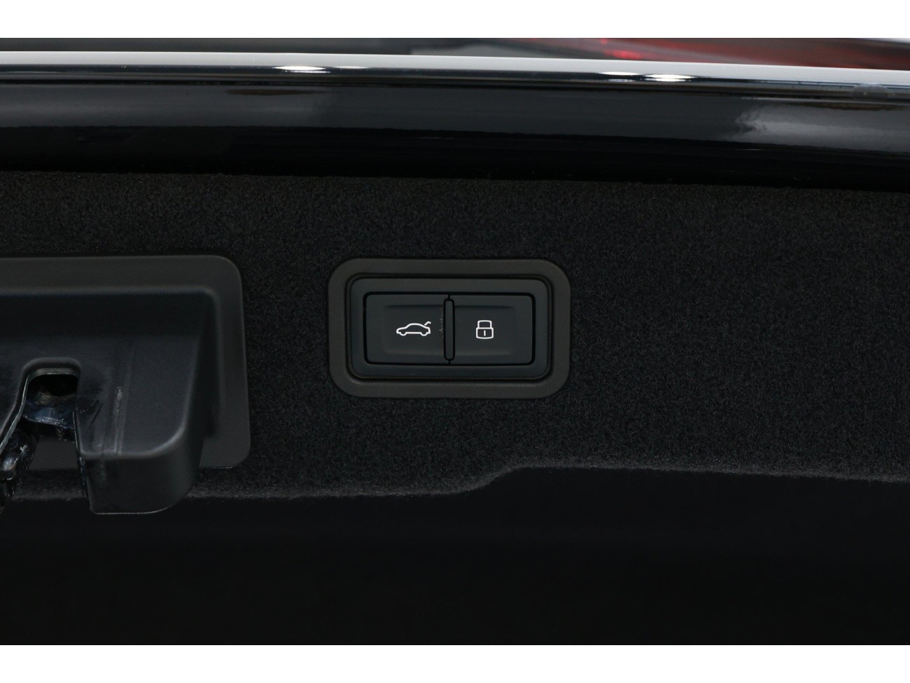 Audi A8L 50 TFSI 2024