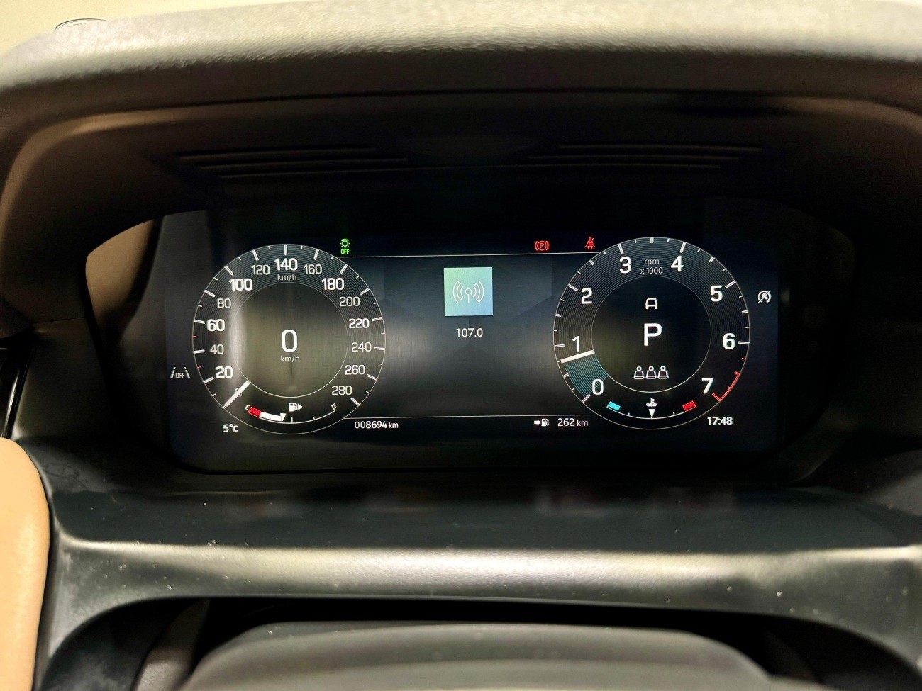 Land Rover Discovery Sport 2025