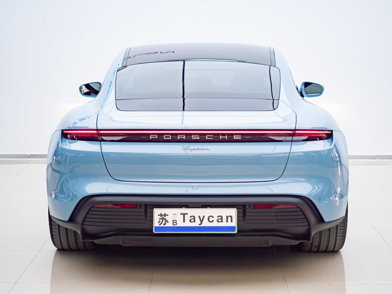 Porsche Taycan 2024
