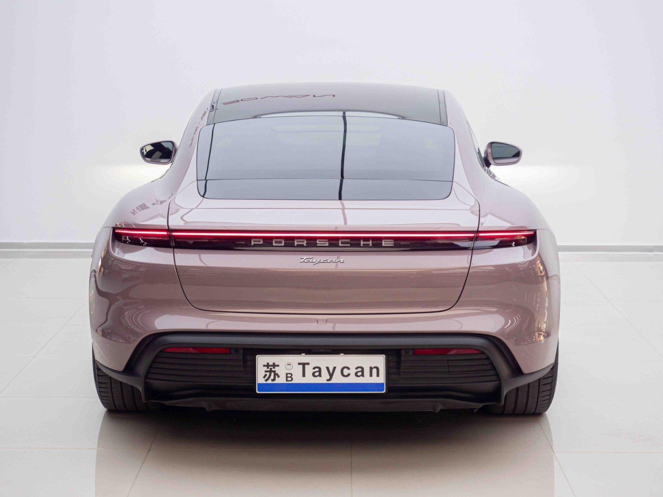 Porsche Taycan 2022