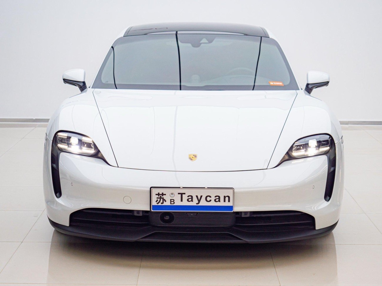 Porsche Taycan 2023