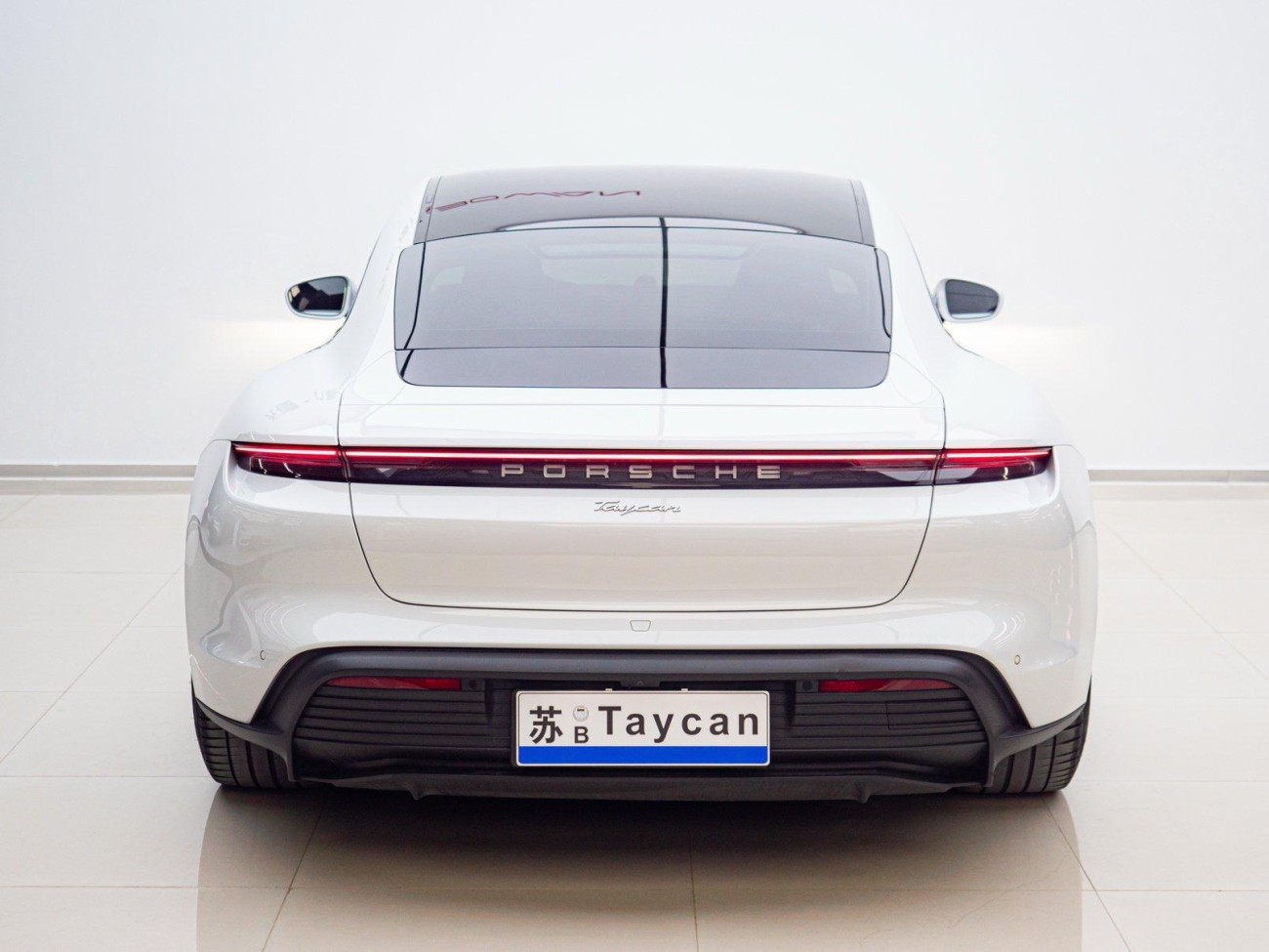 Porsche Taycan 2023