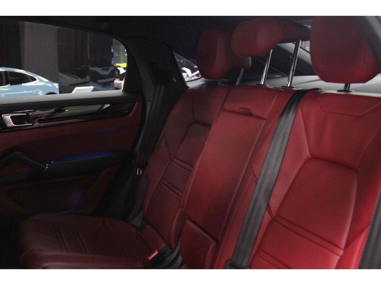 Porsche Cayenne 2021