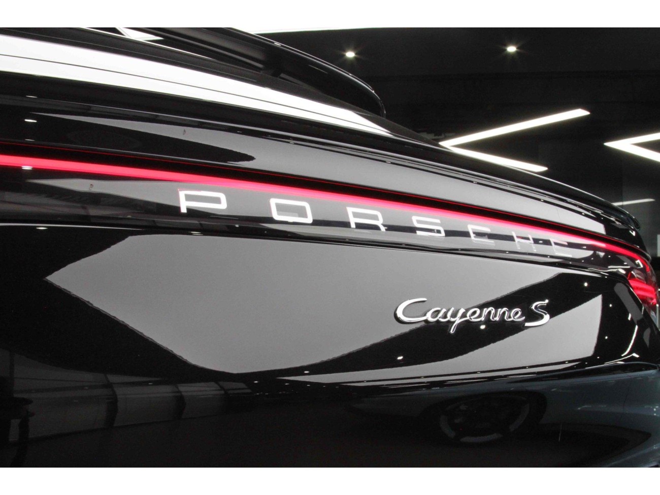 Porsche Cayenne 2021