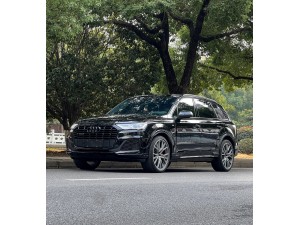 Audi Q7 55 TFSI 2023