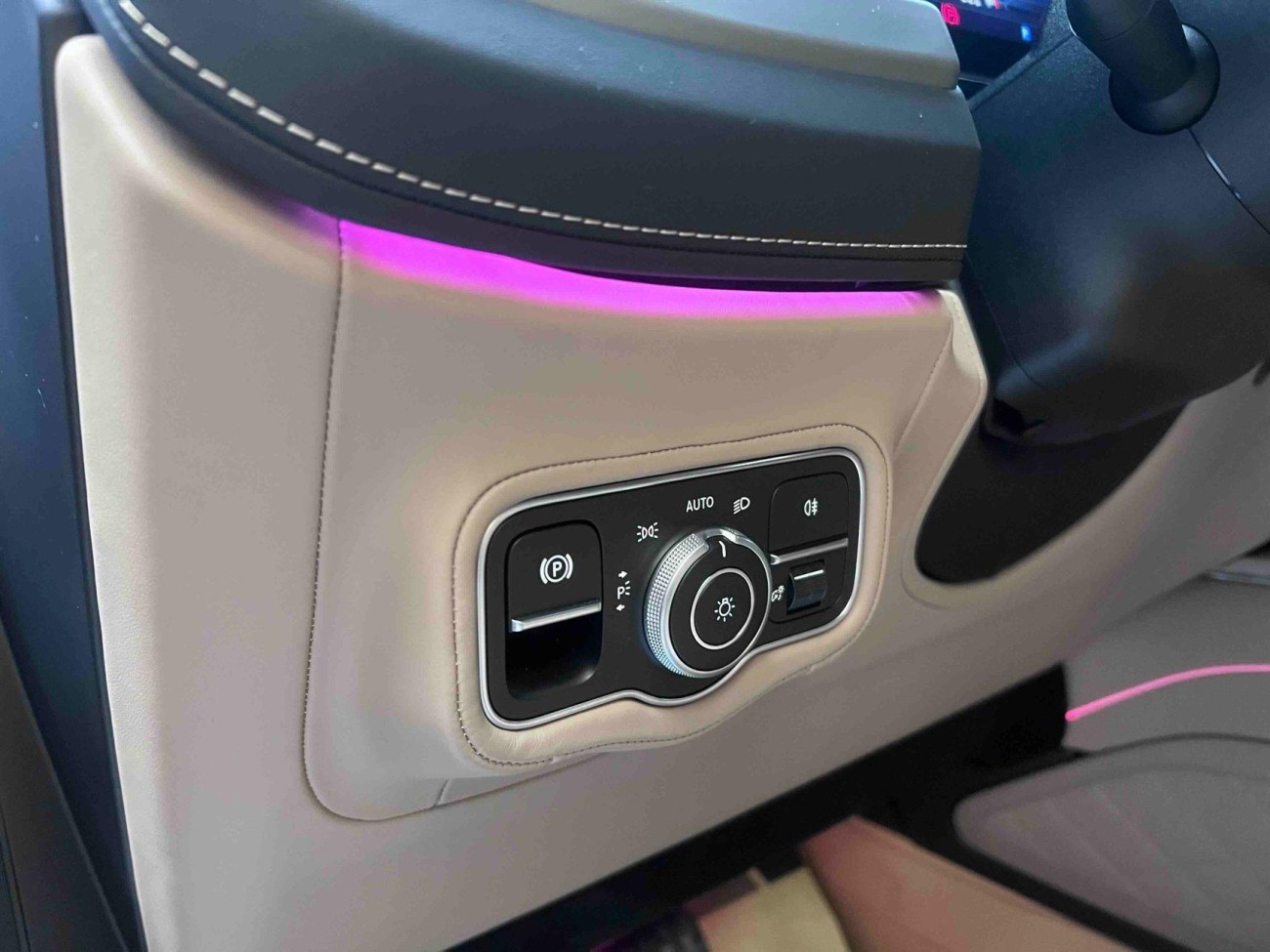 Mercedes-Benz G550 2025