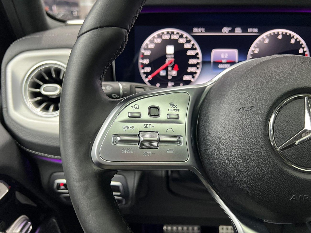 Mercedes-Benz G550 2022