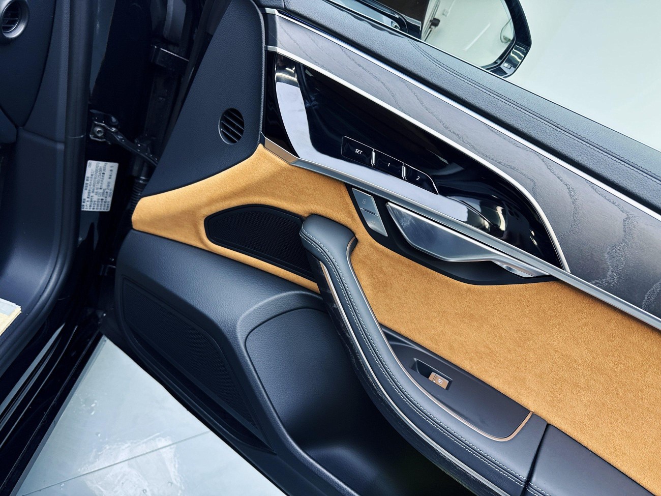 Audi A8L 50 TFSI 2026