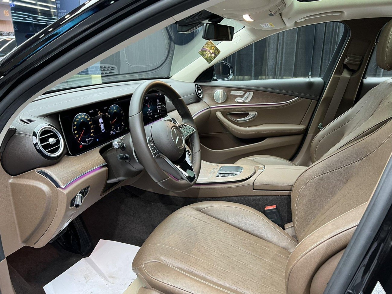 Mercedes-Benz E 300 L 2022