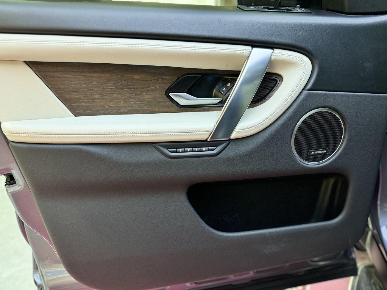 Land Rover Discovery Sport 2021