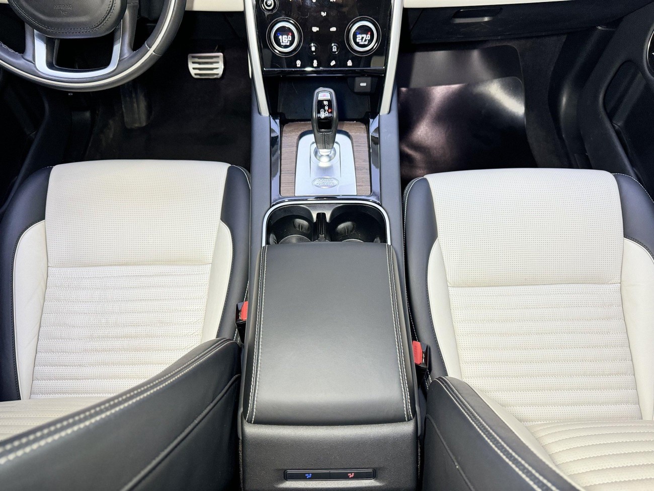 Land Rover Discovery Sport 2021