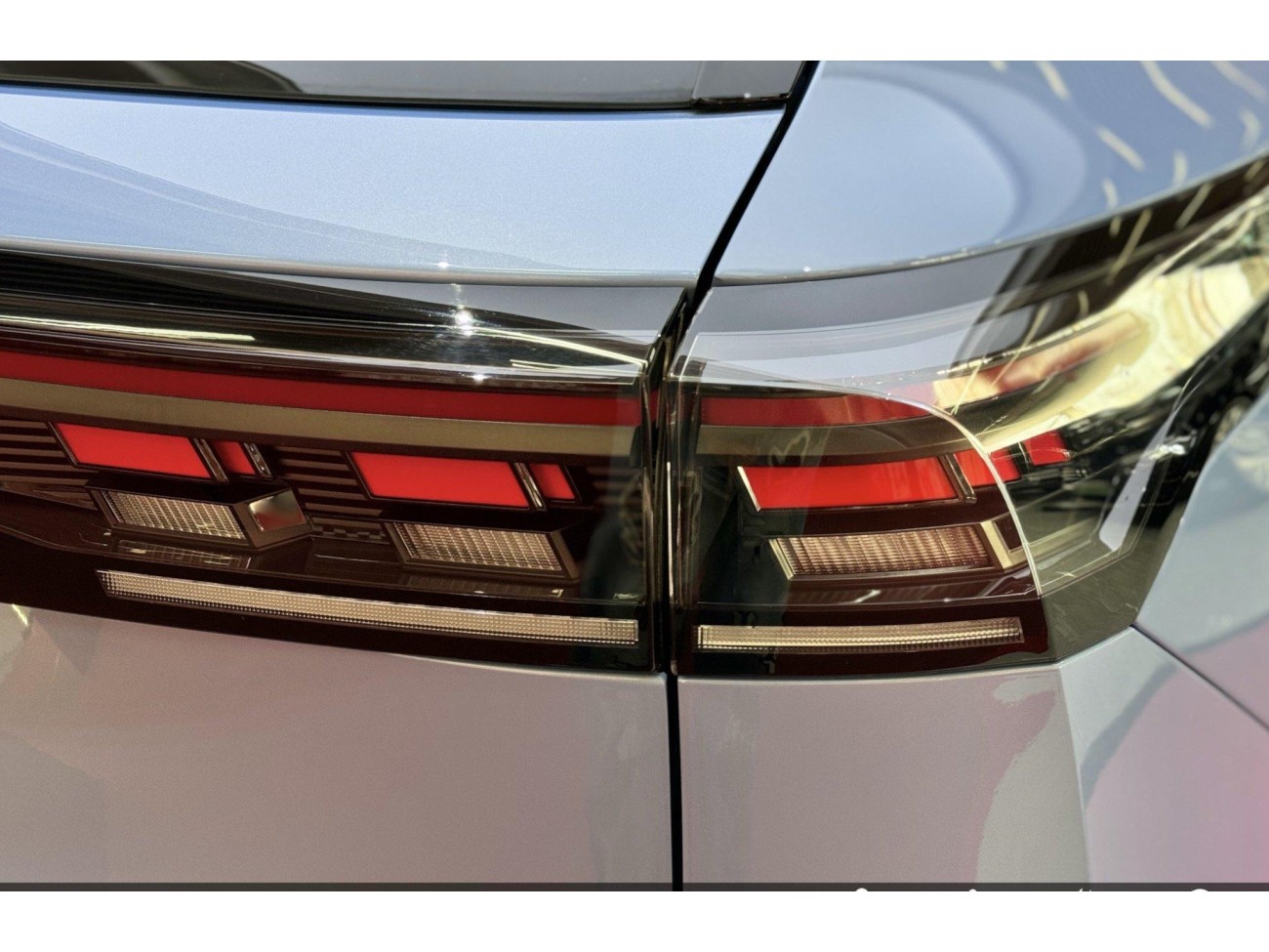 Volkswagen Tiguan L 2024