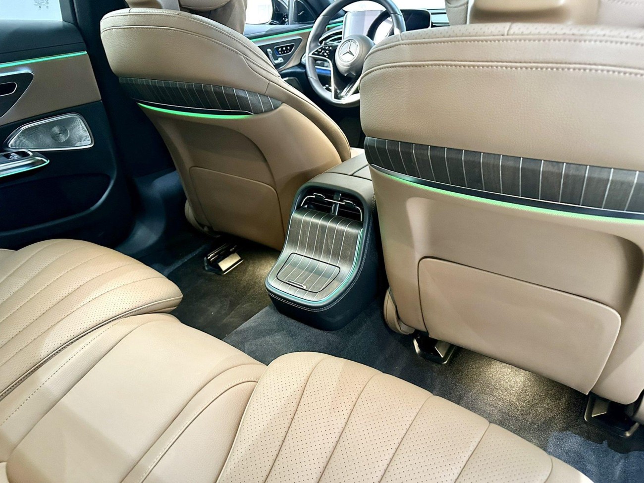 Mercedes-Benz E 300 L 2024