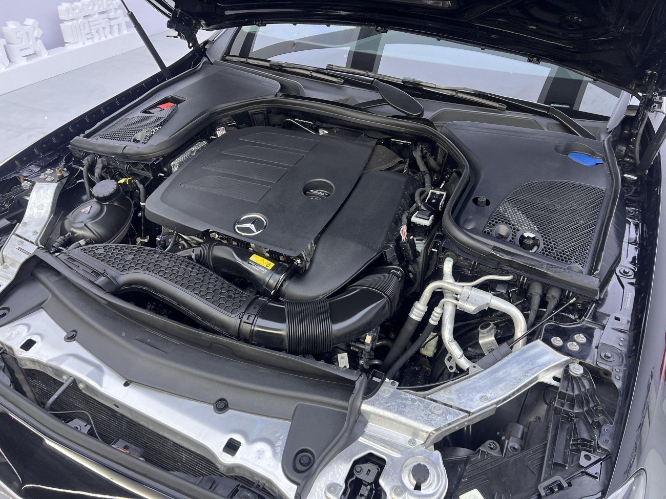 Mercedes-Benz E 300 L 2023