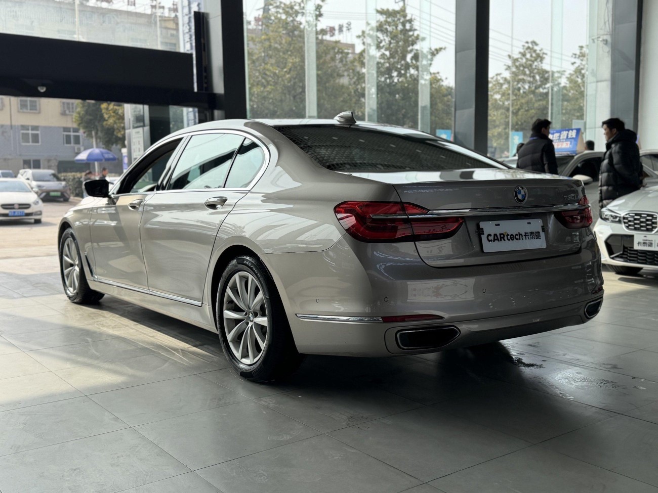 BMW 730Li 2016